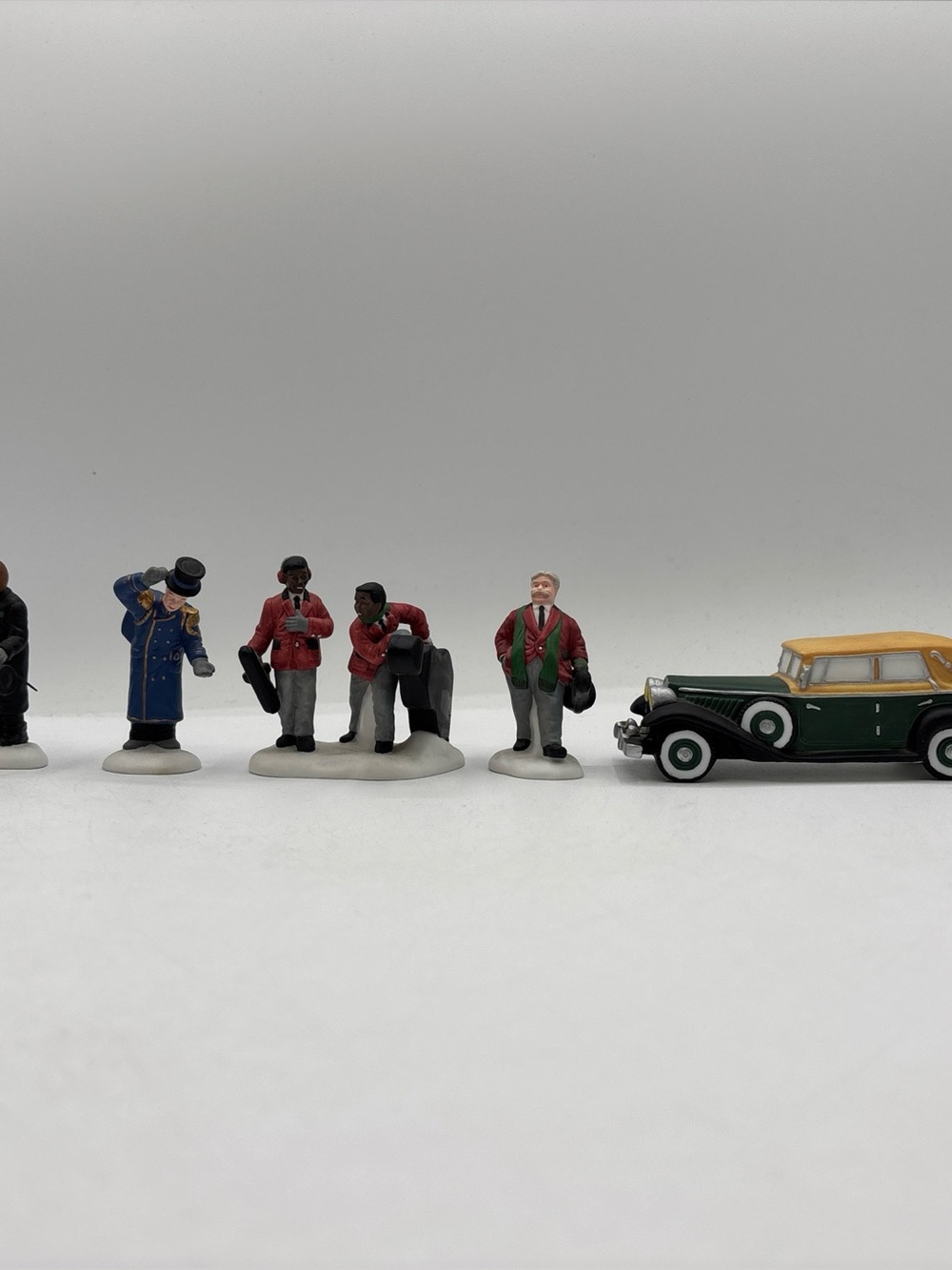 Department 56 1997 Vintage HVC Steppin Out On The Town Set Of 5 58885 Retired